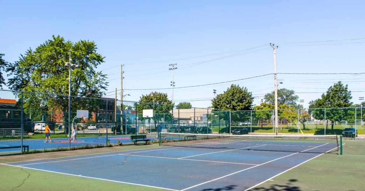 Terrain de tennis du parc Kirkland - terrain de Tennis à Lachine, photo du lieu